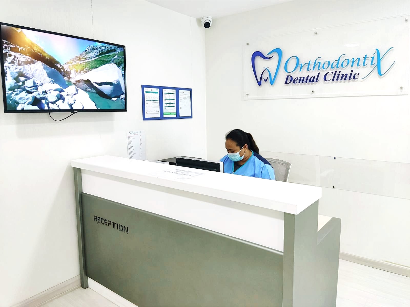 Orthodontix Dental Clinic in Dubai, UAE. Reception picture